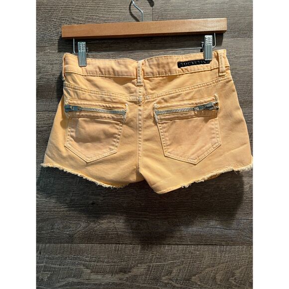 Rockstar Sushi Distressed Cutoff Shorts Size 26 Peach Zip Pocket Denim - Picture 2 of 7